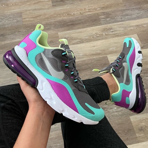 NEW Nike Air Max 270 React Sneakers - Picture 2 of 6